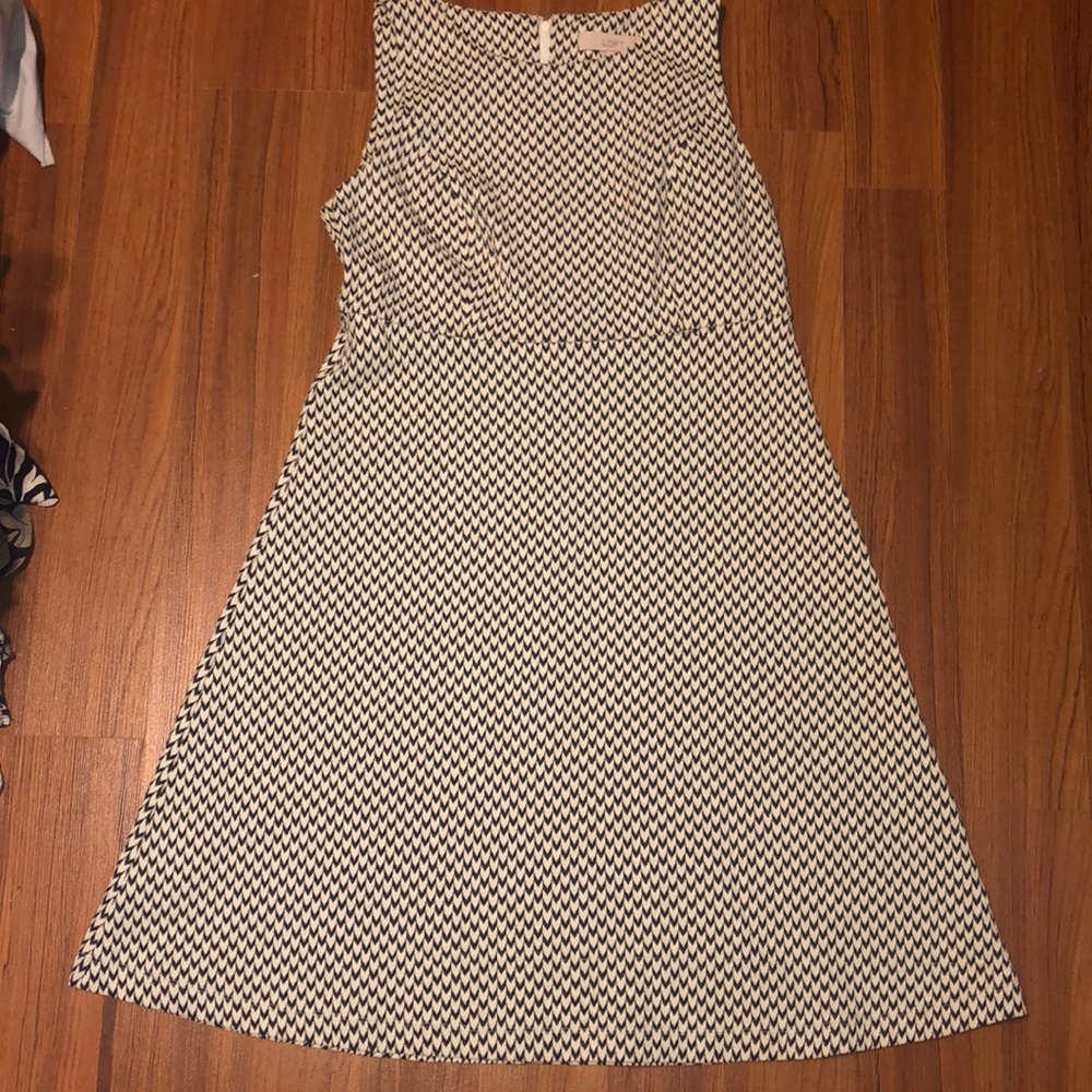 Sleeveless dress